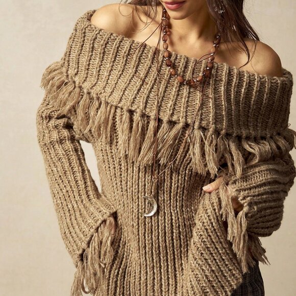 Khaki Casual Women's Off Shoulder Fringe Knit Sweater - Picture 5 of 9